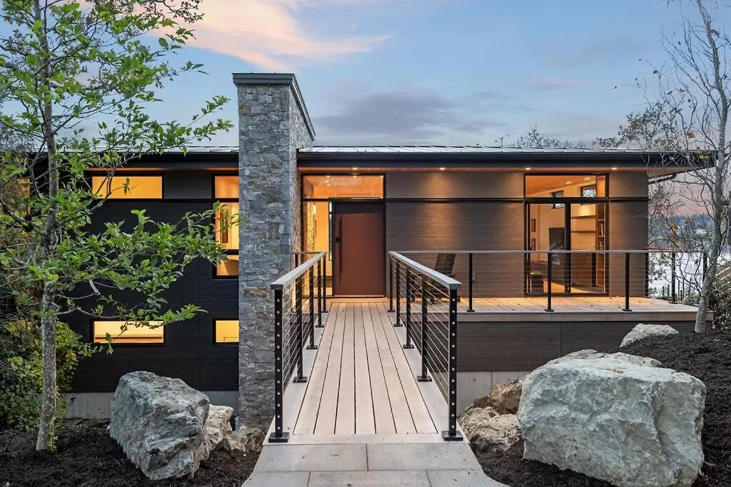 Oakmere House On Portage Inlet 빅토리아 펜션